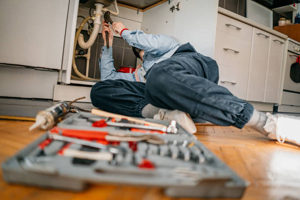 Best Faucet Repair  in Castroville, TX